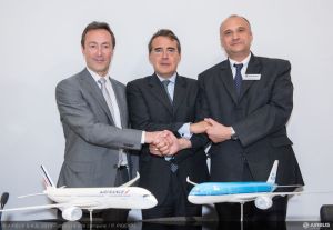 AFR_KLM_announcement_Bourget_2013