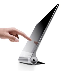 WW_Images_-_Product_Photography_Lenovo_Yoga_Tablet_-Los_res,_with_hand_051.jpg5125x5161