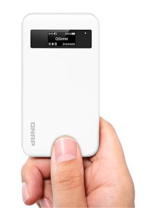 New operating system IOS 7 screen on iPhone 5 Apple