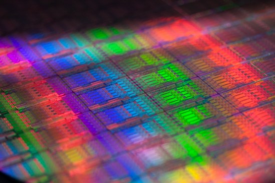 Intel Xeon E5-2600 v3_die