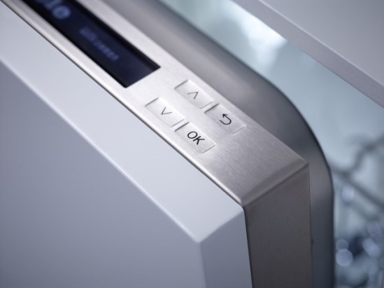 Vollintegrierte Geschirrspüler mit Knock2open öffnen