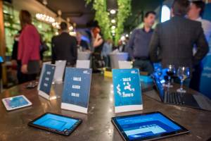 Tablete expuse la eveniment